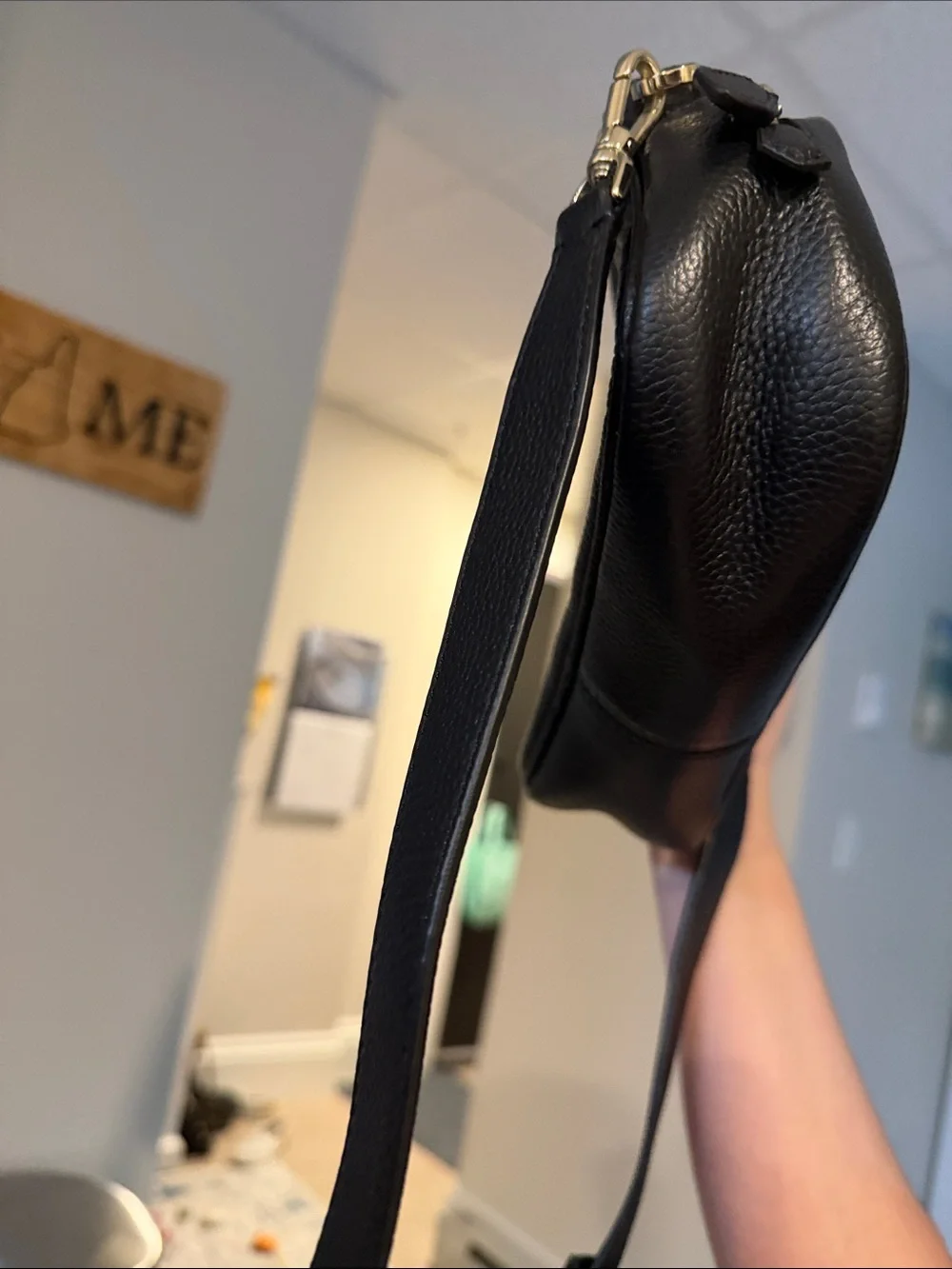 kate spade black leather shoulder/crossbody pouch